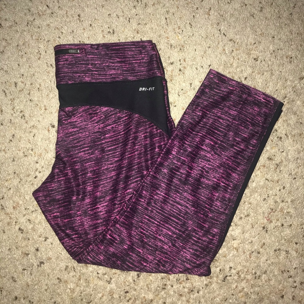 super comfortable pink and black Nike leggings